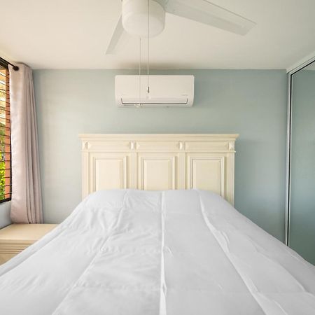 Blue Water Beach Villa لوكويللو المظهر الخارجي الصورة