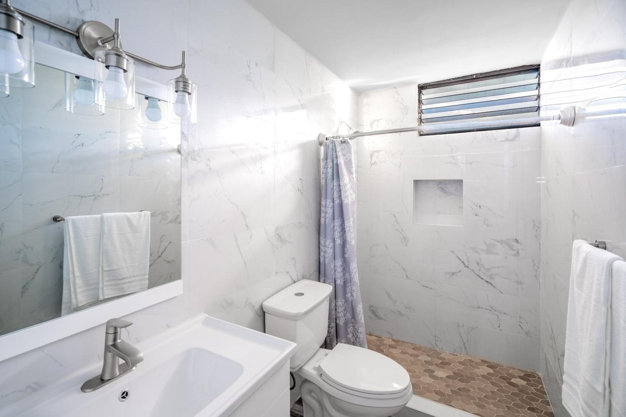 Blue Water Beach Villa لوكويللو المظهر الخارجي الصورة