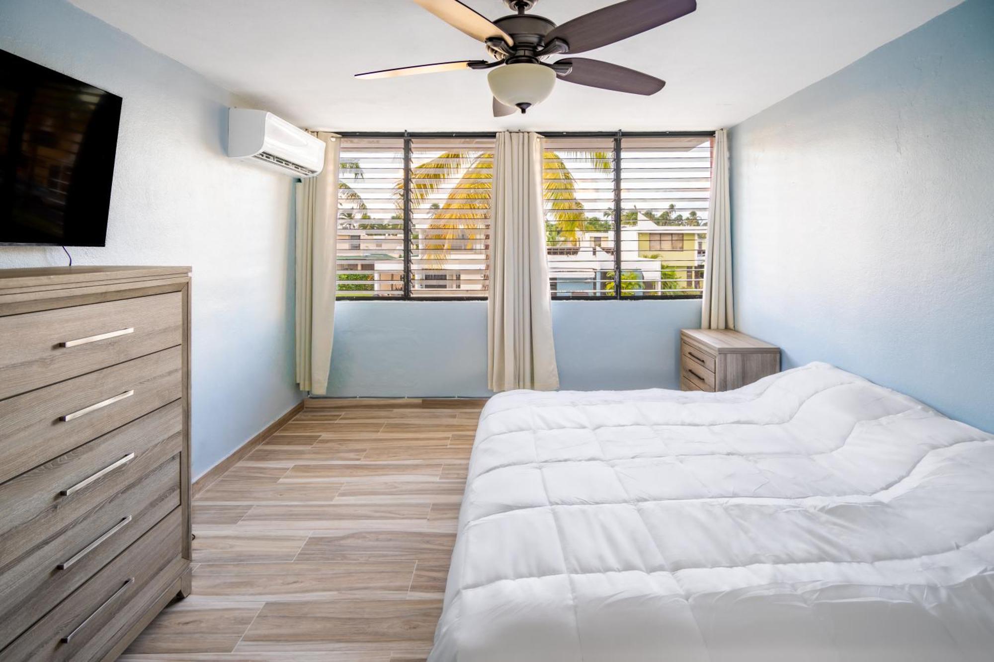 Blue Water Beach Villa لوكويللو المظهر الخارجي الصورة